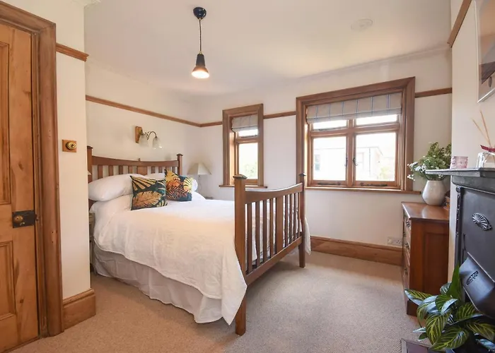 Unique Period One Bedroom House In Colchester